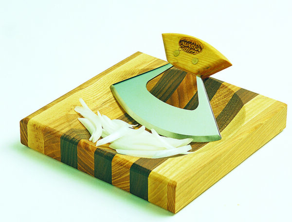 A 7 1/4'' bowl w/ 6'' Ulu of choice - Display Stand, History & Instructions.
